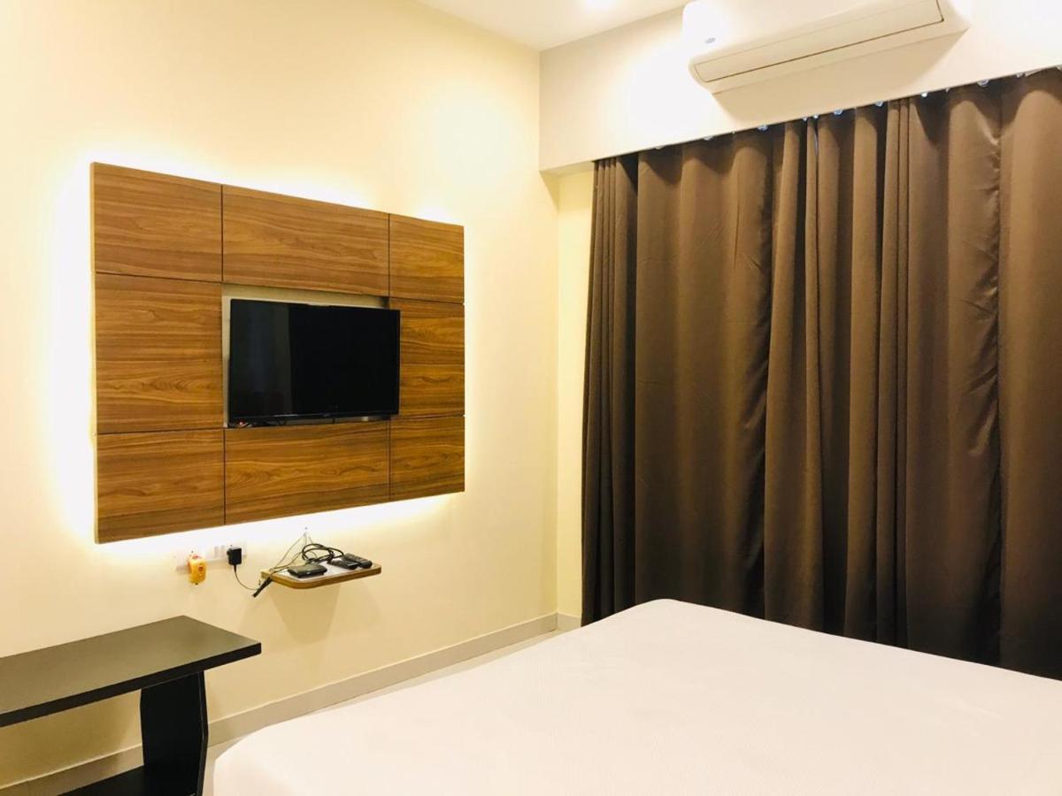 Hotel Golden - I Rāipur Eksteriør billede